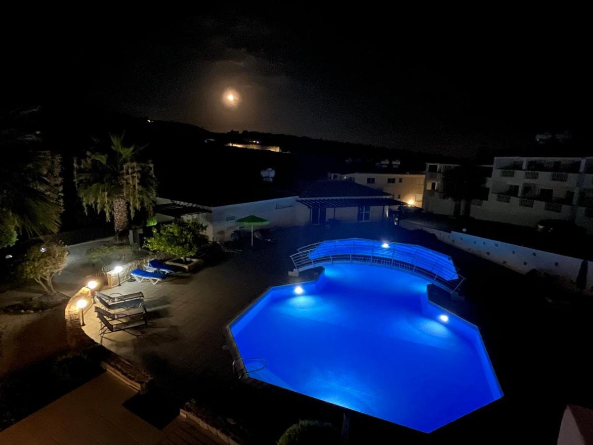 Beautiful 2 Bed Apartment In Peyia Valley, Paphos Buitenkant foto