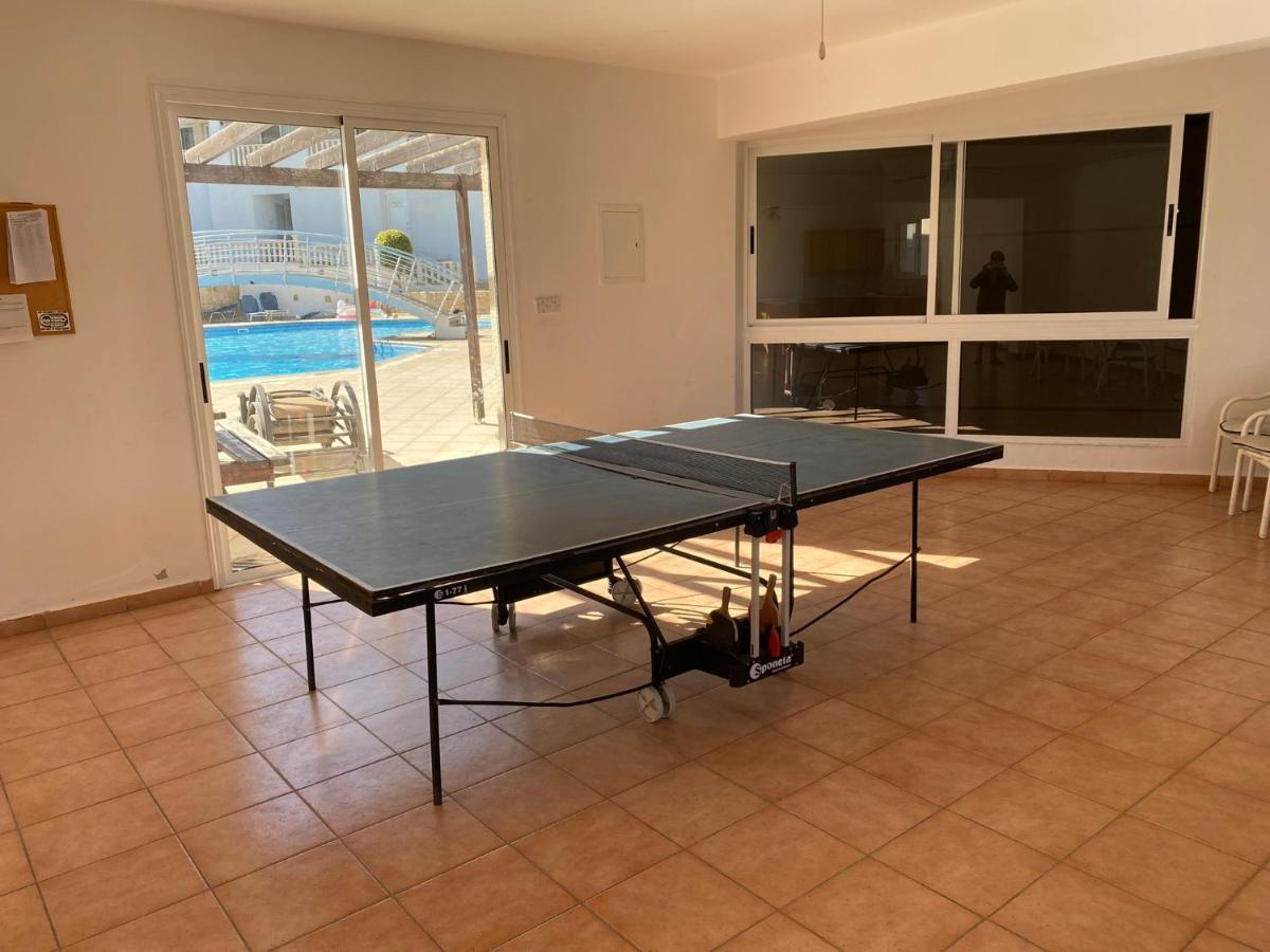 Beautiful 2 Bed Apartment In Peyia Valley, Paphos Buitenkant foto